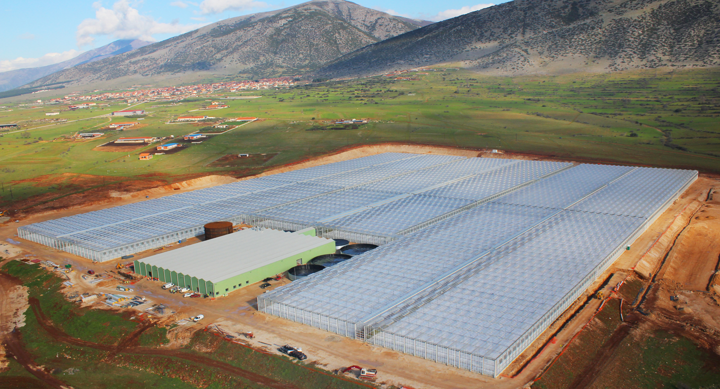 Greenhouse system for Wonderplant project in Greece built by Van der Hoeven